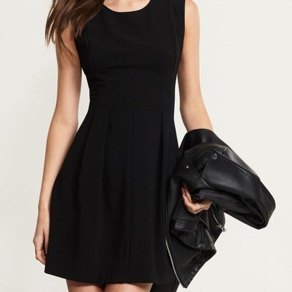 Green Dynamite Dress (Size Large) - Picture 2 of 5